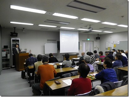 高年大学講師